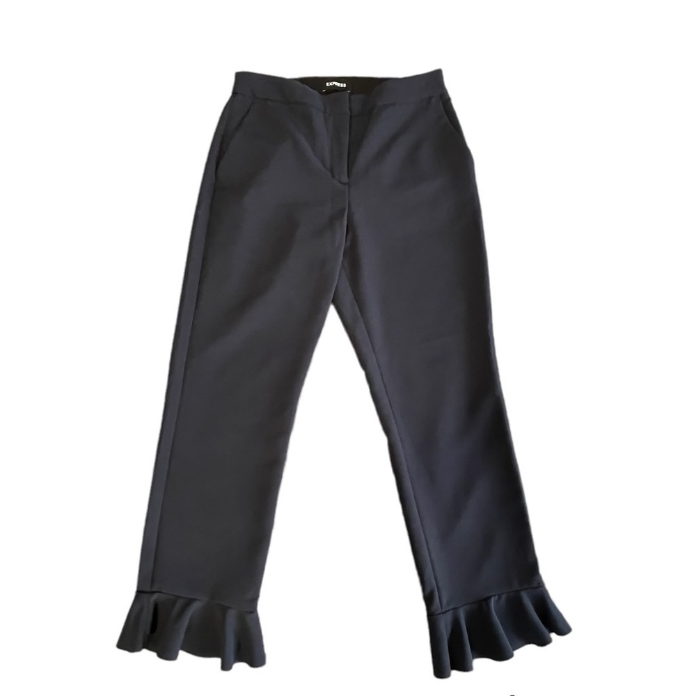 𝅺EXPRESS flowy high waisted pants with ruffled hem Sz 8